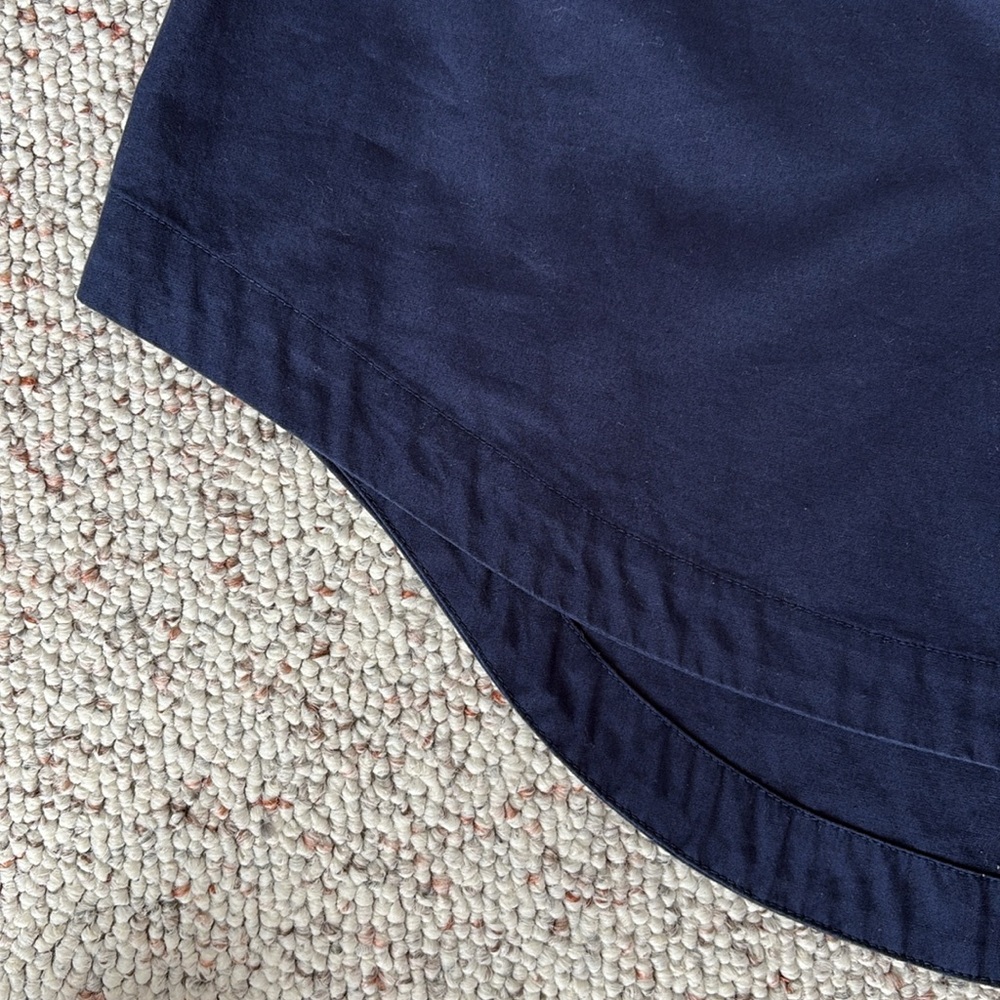 NWOT Vineyard Vines Navy Blue Top - Picture 6 of 6